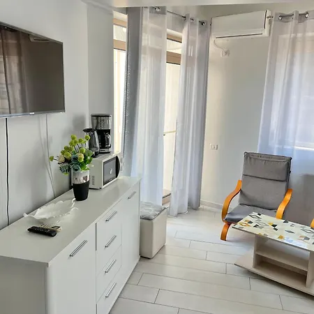 Lotus Twin Apartment *